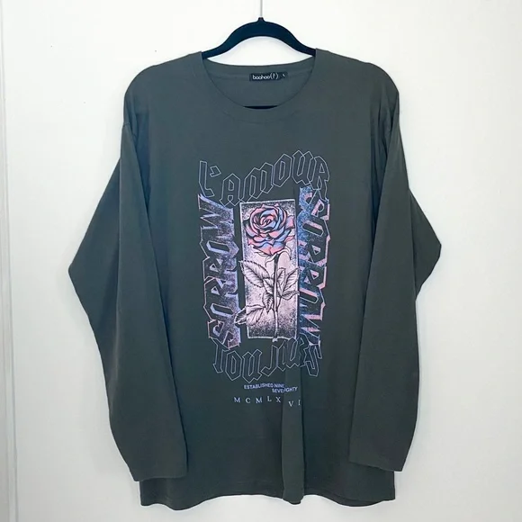 BOOHOO Petites Grey Graphic Long Sleeve Tee LRG - Picture 2 of 5